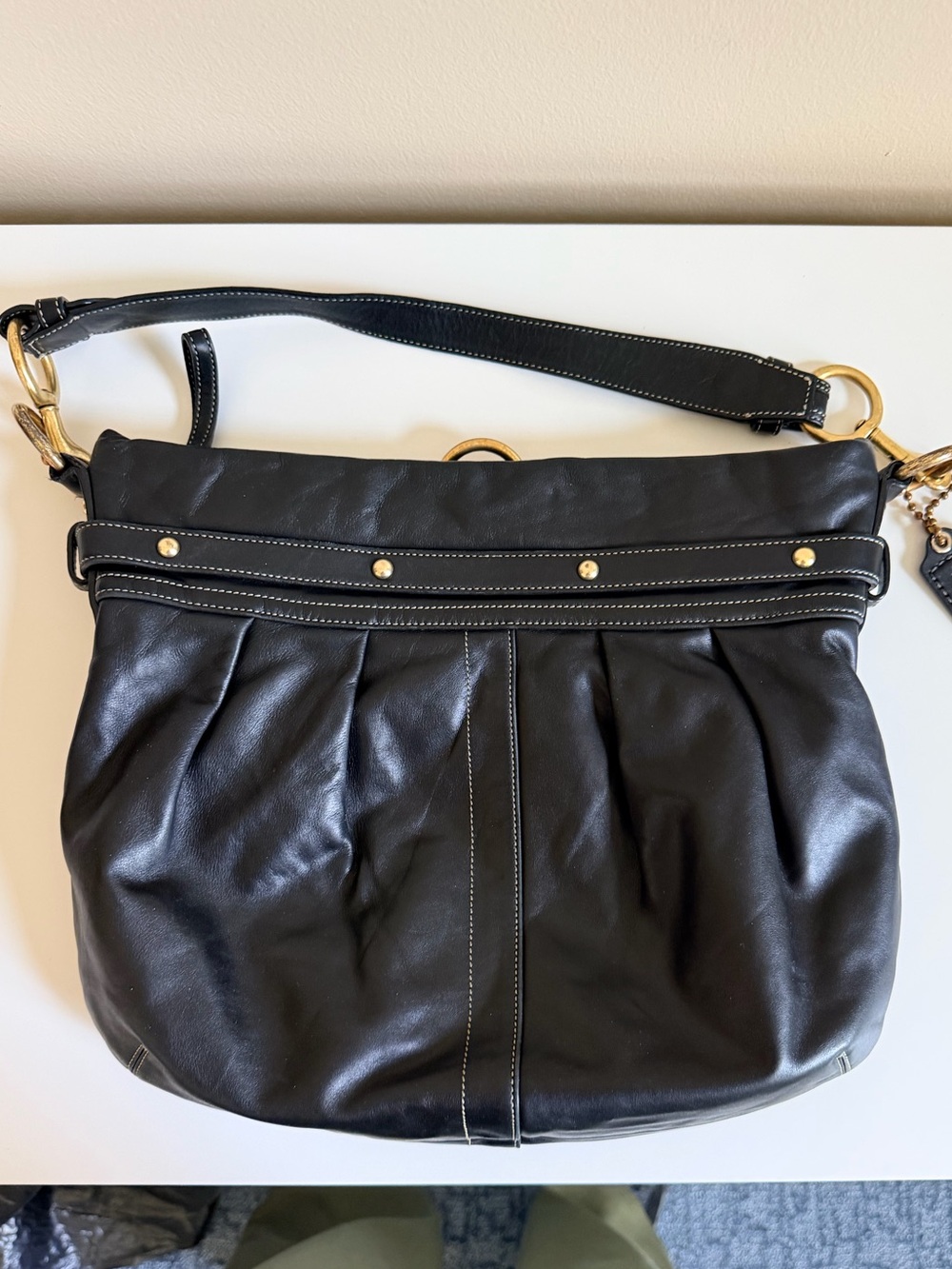 Coach Hampton Buckle Hobo Leather Shoulder Bag with brass Hardware - Picture 2 of 6